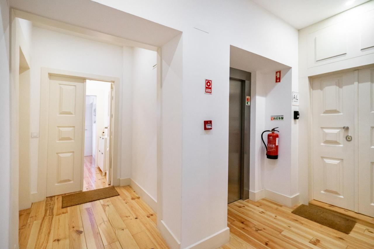 Whome Intendente Modern 1-Bed W/ Lift & Ac In Top Notch Location Lisboa Kültér fotó